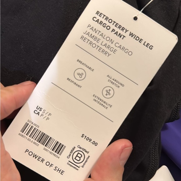 Athleta Retroterry Wide Leg Cargo Pant // Black - Picture 13 of 16